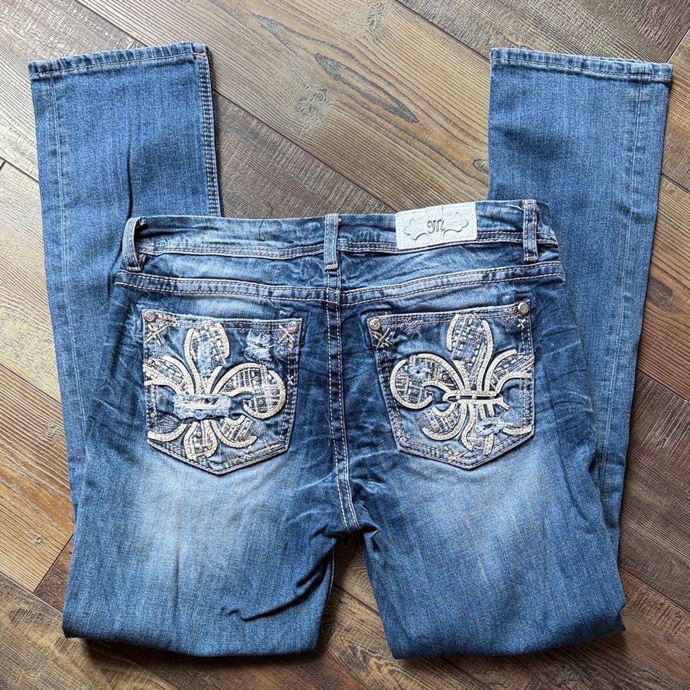 Like New Miss Me Mid-Rise Easy Cuffed Straight Jeans